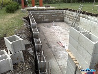 Medence építés: Balatonfüred